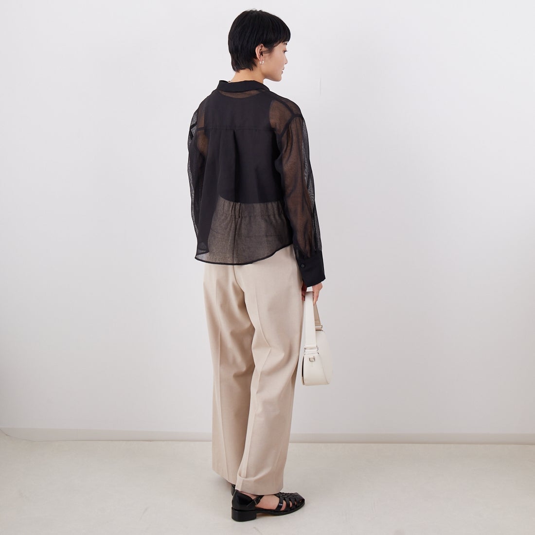 Jf Ready Made [ジェイエフレディメイド] シアーリネンライクブラウス [755110] 03 ﾌﾞﾗｯｸ &&モデル身長：160cm 着用サイズ：F&&