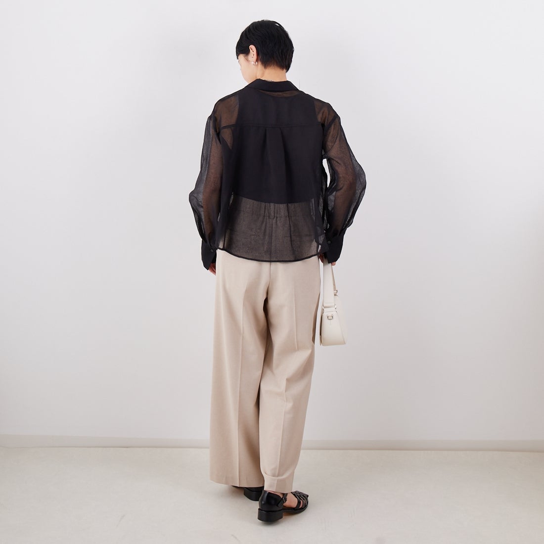 Jf Ready Made [ジェイエフレディメイド] シアーリネンライクブラウス [755110] 03 ﾌﾞﾗｯｸ &&モデル身長：160cm 着用サイズ：F&&