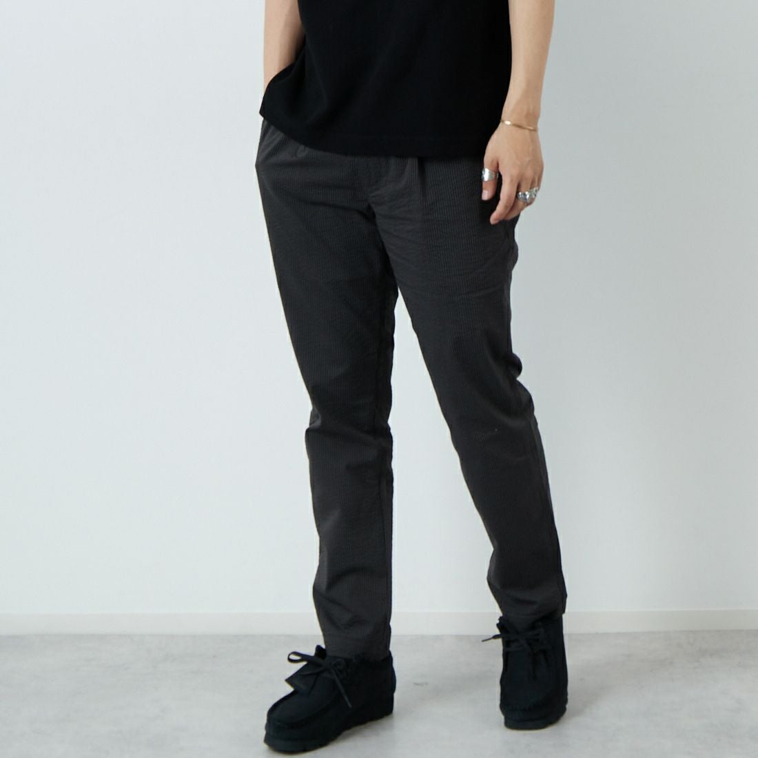 Jeans Factory Clothes [ジーンズファクトリークローズ] クールマックス サッカー1Pイージートラウザー [JFC-252-006] BLKｽﾄﾗｲﾌﾟ &&モデル身長：179cm 着用サイズ：L&&