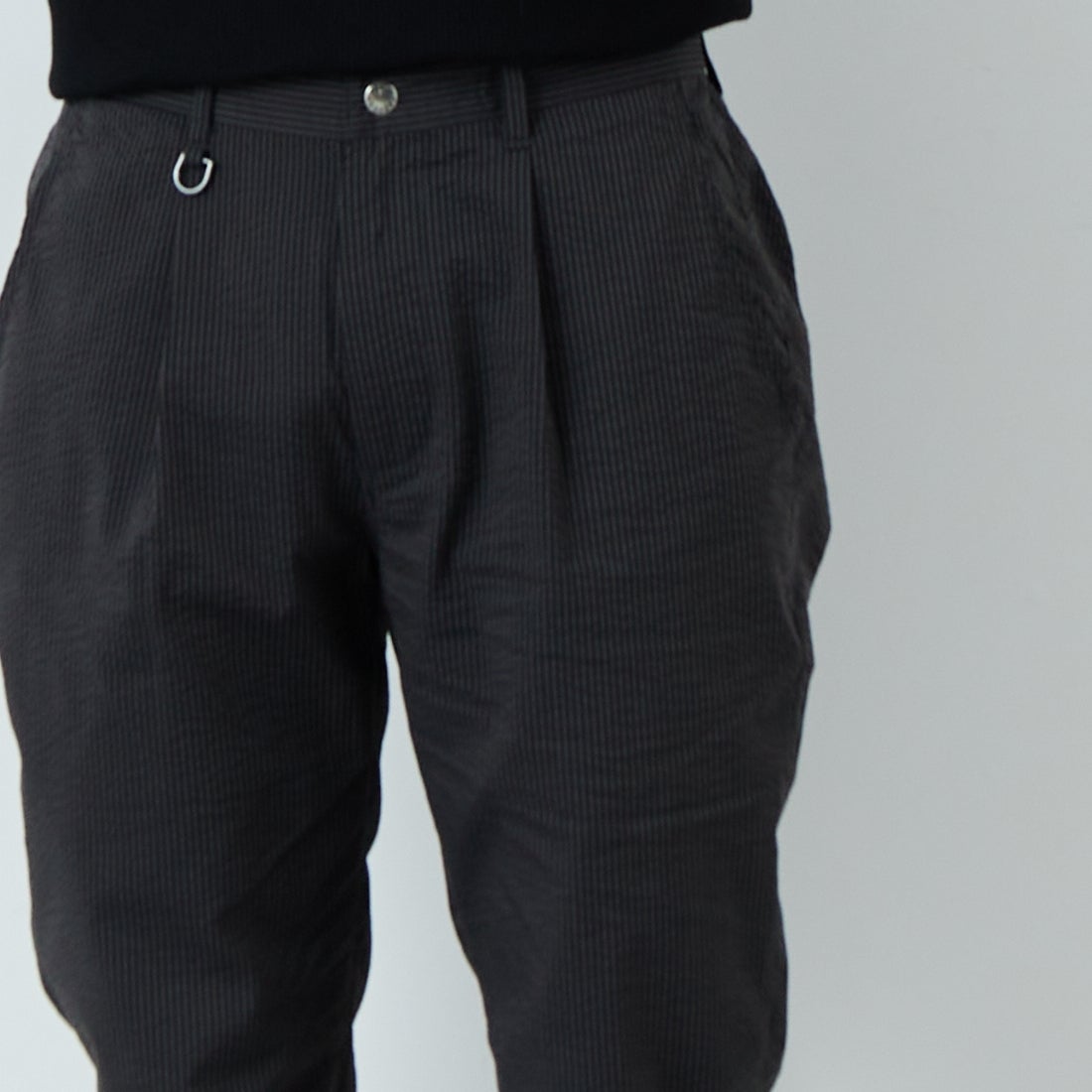 Jeans Factory Clothes [ジーンズファクトリークローズ] クールマックス サッカー1Pイージートラウザー [JFC-252-006] BLKｽﾄﾗｲﾌﾟ &&モデル身長：179cm 着用サイズ：L&&