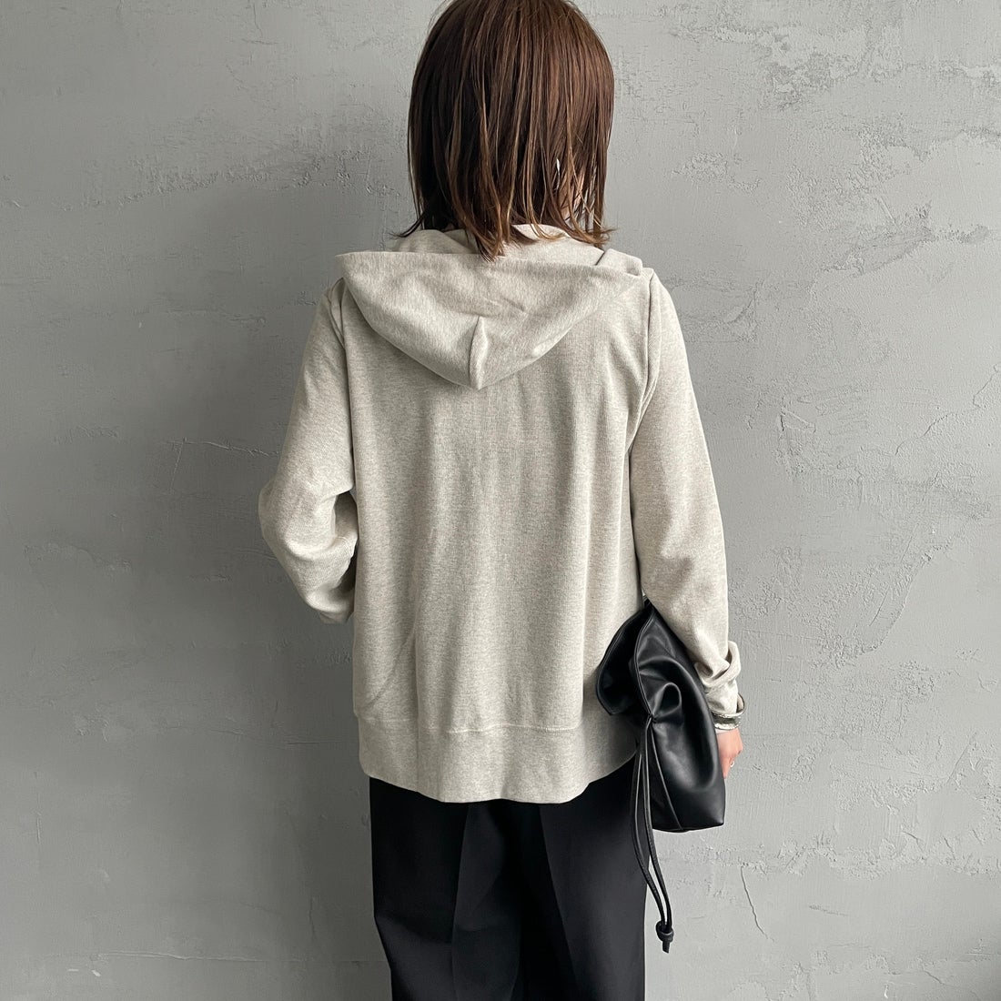 MICA&DEAL [マイカアンドディール] サーフパーカー [0125109054] OATMEAL &&モデル身長：158cm 着用サイズ：38&&