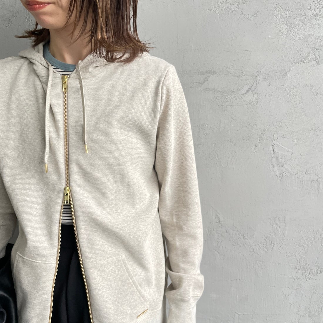 MICA&DEAL [マイカアンドディール] サーフパーカー [0125109054] OATMEAL &&モデル身長：158cm 着用サイズ：38&&