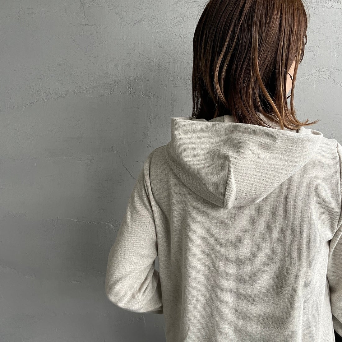 MICA&DEAL [マイカアンドディール] サーフパーカー [0125109054] OATMEAL &&モデル身長：158cm 着用サイズ：38&&