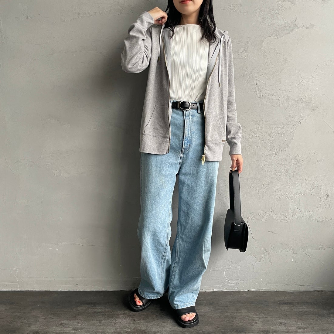 MICA&DEAL [マイカアンドディール] サーフパーカー [0125109054] GRAY &&モデル身長：160cm 着用サイズ：38&&