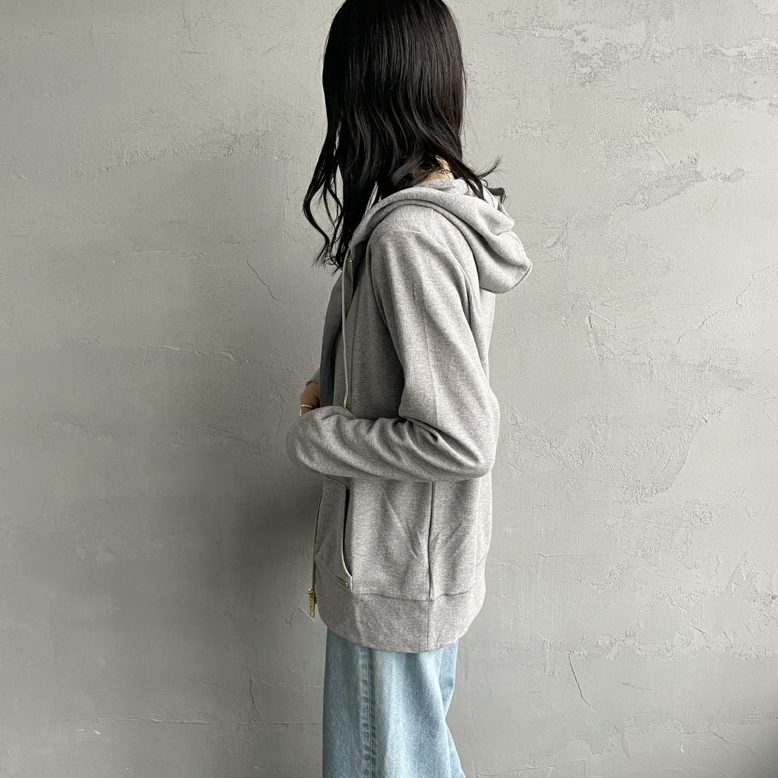 MICA&DEAL [マイカアンドディール] サーフパーカー [0125109054] GRAY &&モデル身長：160cm 着用サイズ：38&&