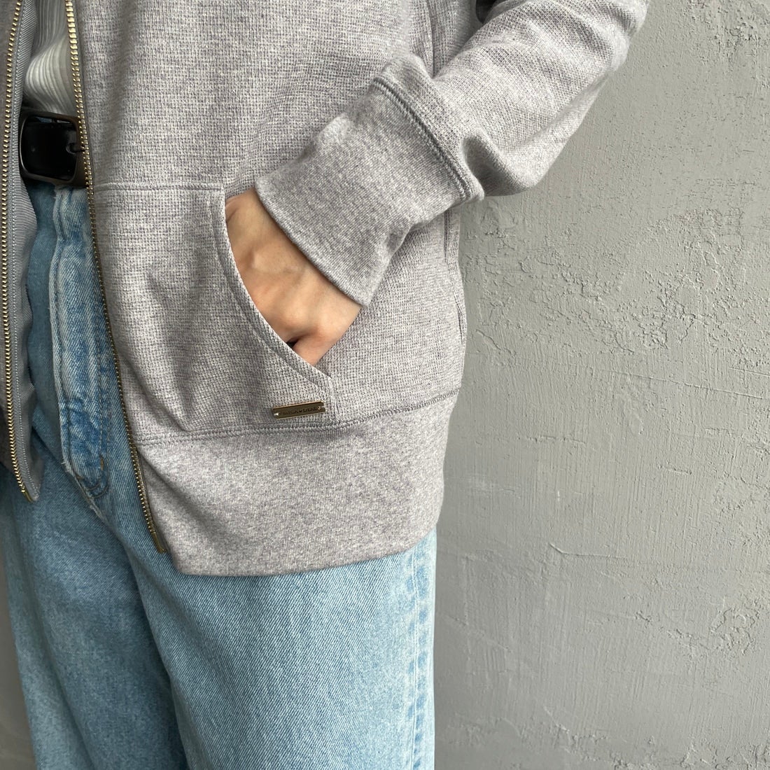 MICA&DEAL [マイカアンドディール] サーフパーカー [0125109054] GRAY &&モデル身長：160cm 着用サイズ：38&&