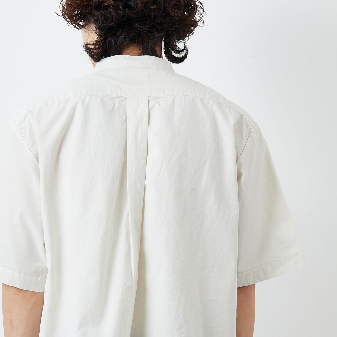 DANTON [ダントン] コットンリネン バンドカラーシャツ [JD-3788SCL] IVORY &&モデル身長：179cm 着用サイズ：42&&