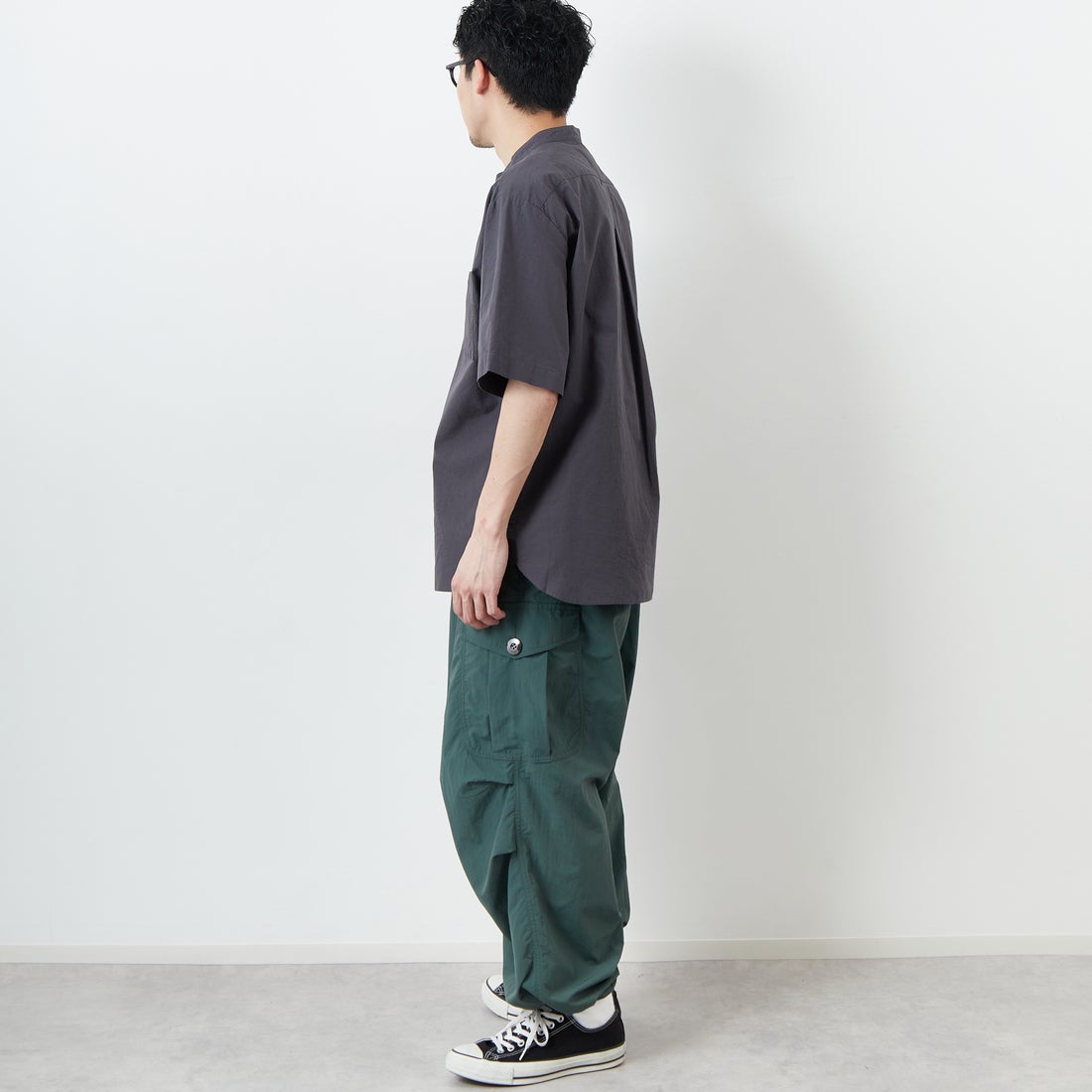 DANTON [ダントン] コットンリネン バンドカラーシャツ [JD-3788SCL] CHARCOAL &&モデル身長：168cm 着用サイズ：40&&