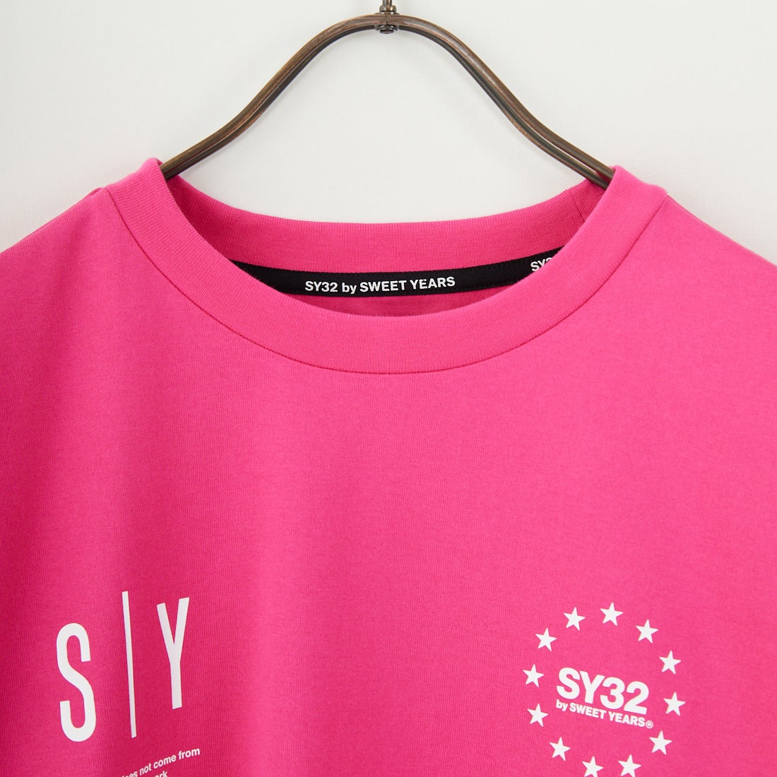 SY32 [エスワイサーティトゥ] マルチロゴグラフィックTシャツ [15050] PINK