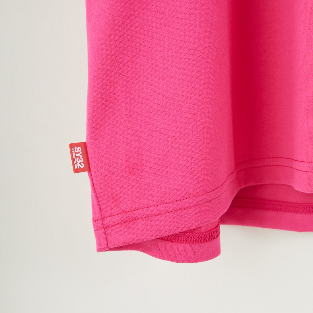 SY32 [エスワイサーティトゥ] マルチロゴグラフィックTシャツ [15050] PINK