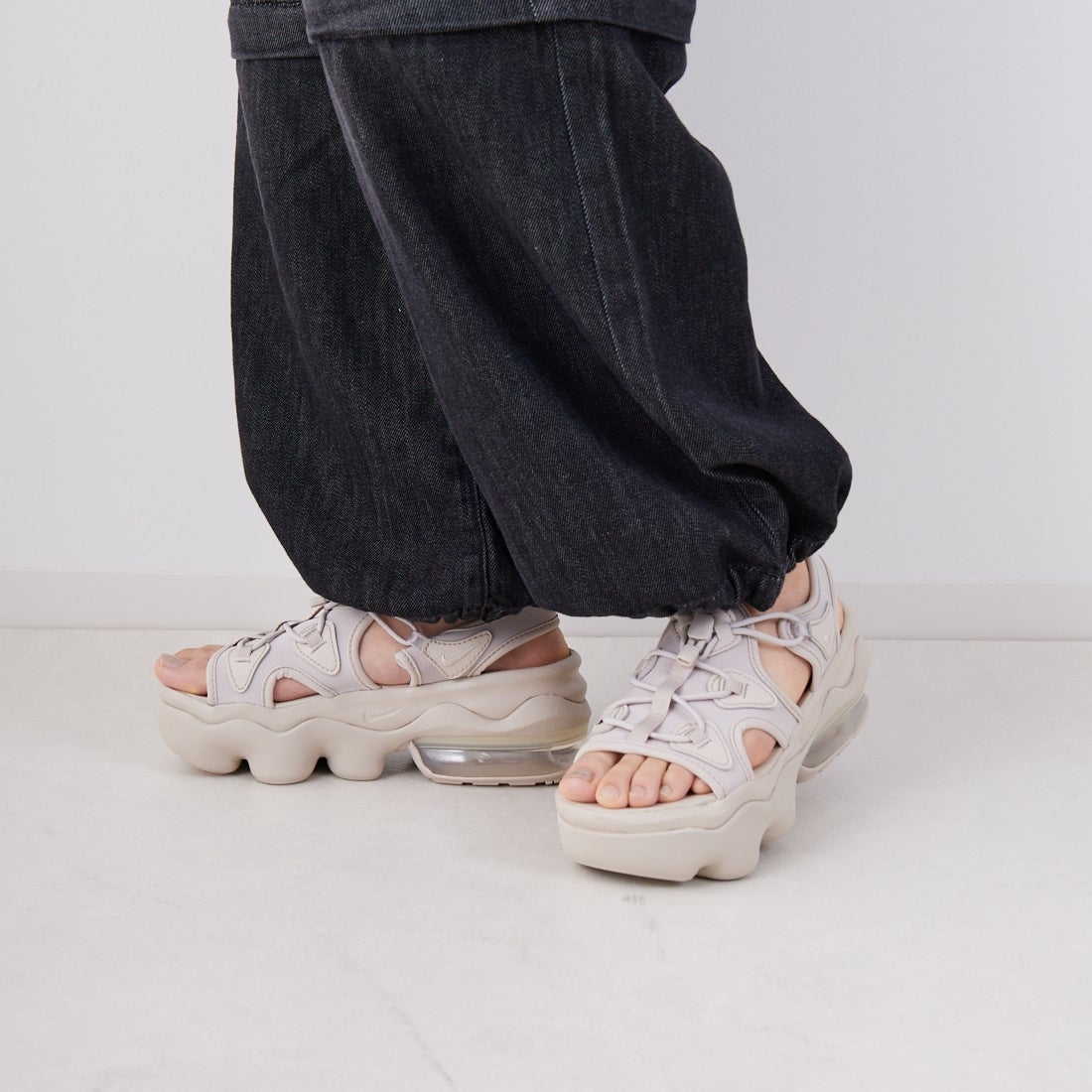 NIKE [ナイキ] エア マックス ココ サンダル [HF4265] 299 ｸﾘｰﾑ