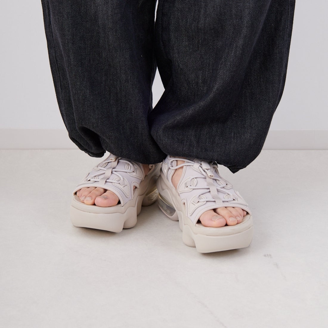 NIKE [ナイキ] エア マックス ココ サンダル [HF4265] 299 ｸﾘｰﾑ