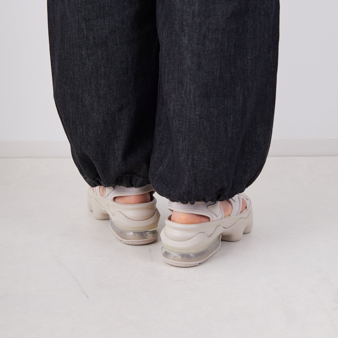 NIKE [ナイキ] エア マックス ココ サンダル [HF4265] 299 ｸﾘｰﾑ