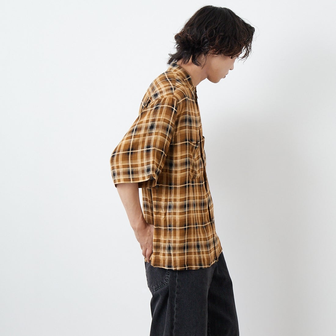 DAN RIVER [ダンリバー] 別注 レーヨンチェック ボックスショートスリーブシャツ [DR25S002-JF] OLV CHK &&モデル身長：179cm 着用サイズ：L&&