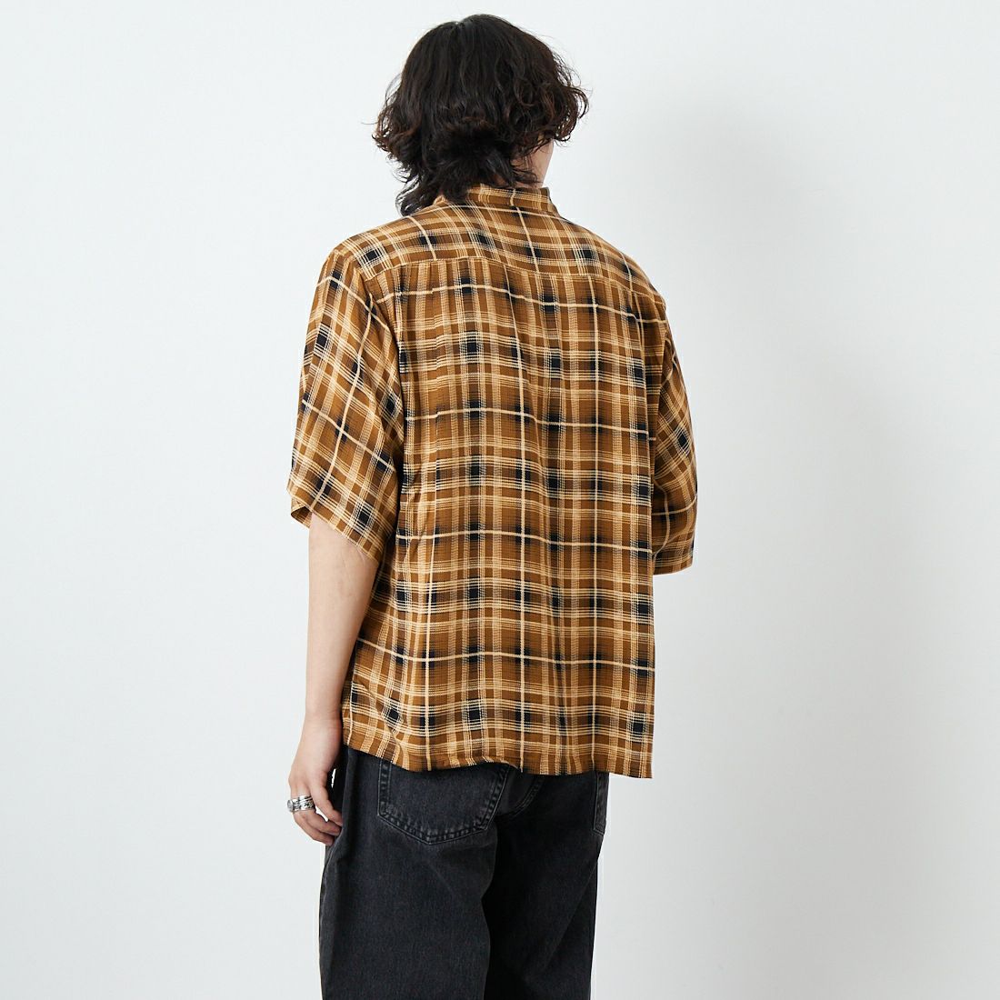 DAN RIVER [ダンリバー] 別注 レーヨンチェック ボックスショートスリーブシャツ [DR25S002-JF] OLV CHK &&モデル身長：179cm 着用サイズ：L&&