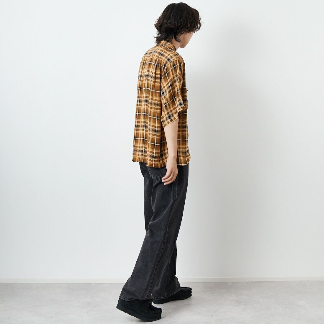 DAN RIVER [ダンリバー] 別注 レーヨンチェック ボックスショートスリーブシャツ [DR25S002-JF] OLV CHK &&モデル身長：179cm 着用サイズ：L&&