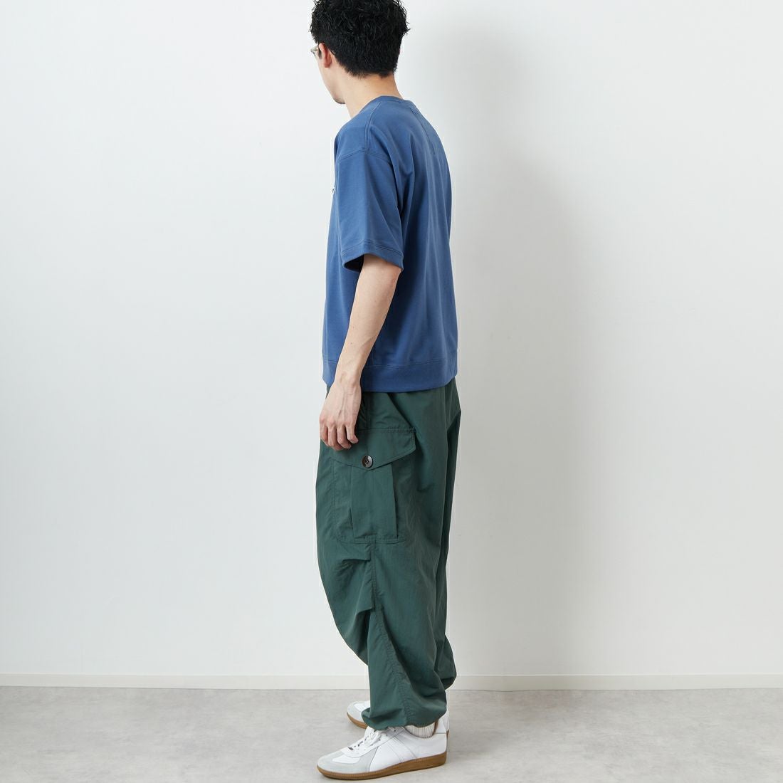 THE FOX [ザフォックス] 別注 ワンポイントロゴワッペン ミニ裏毛 WガゼットTシャツ [JFU25SS-12-JF] BLUE &&モデル身長：168cm 着用サイズ：M&&