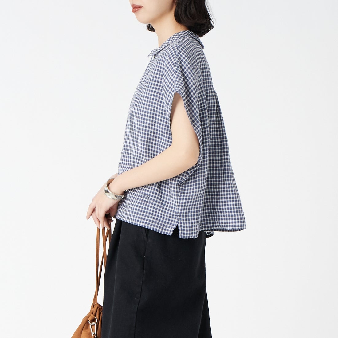 ORCIVAL [オーシバル] ノースリーブリネンチェックシャツ [OR-B0360LCH] NVY/WHT CK &&モデル身長：162cm 着用サイズ：1&&