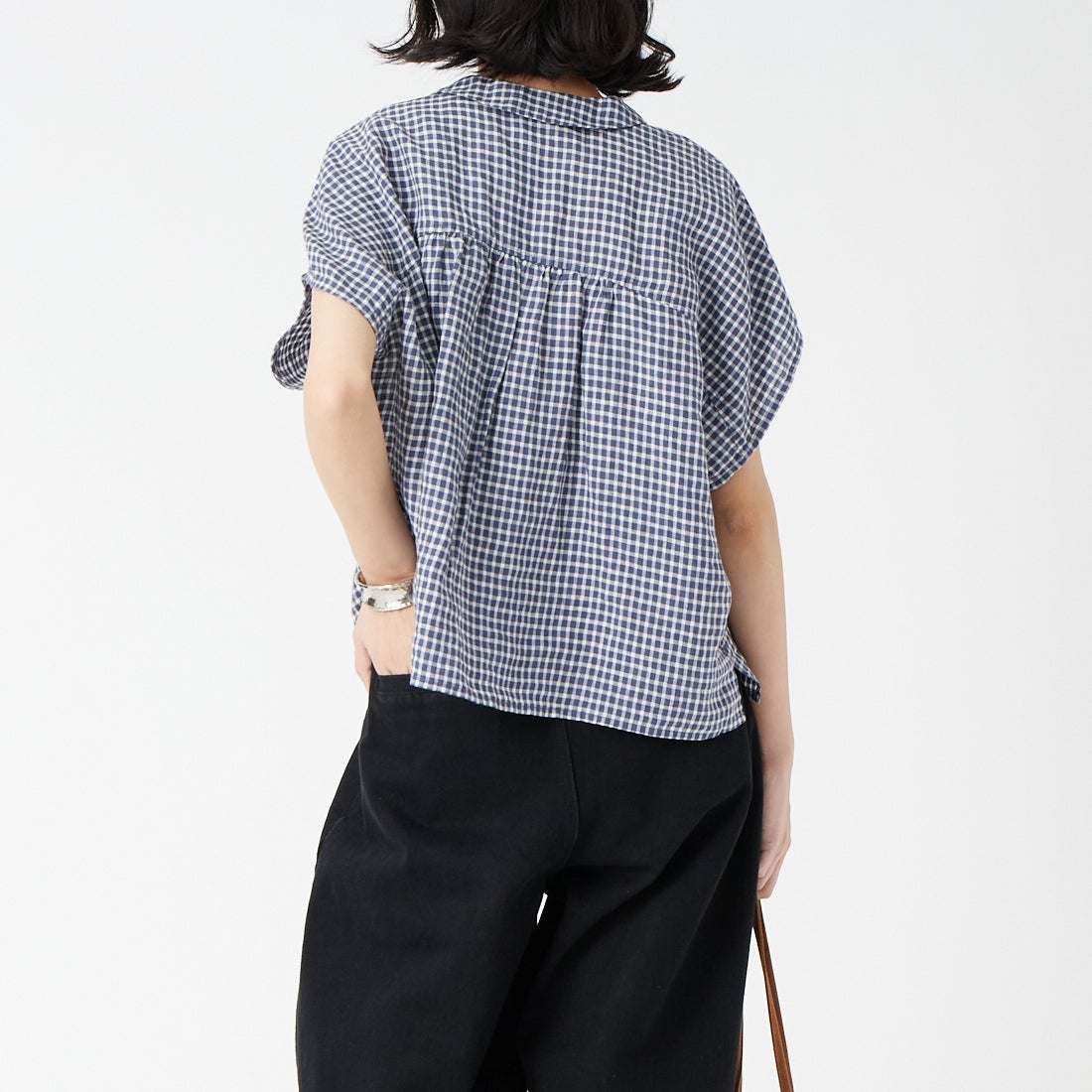 ORCIVAL [オーシバル] ノースリーブリネンチェックシャツ [OR-B0360LCH] NVY/WHT CK &&モデル身長：162cm 着用サイズ：1&&