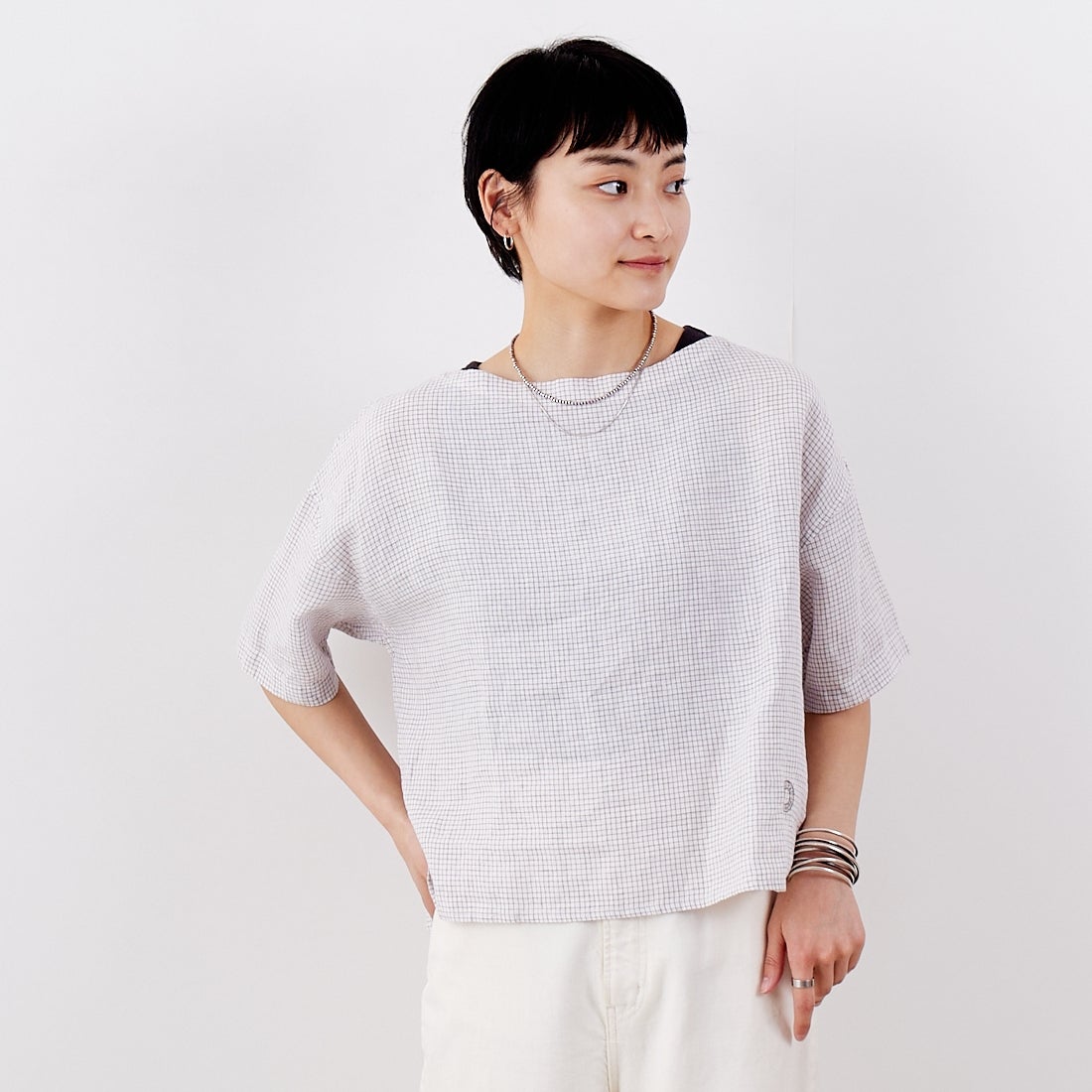 WH/TAUPE C&&モデル身長：160cm 着用サイズ：1&&