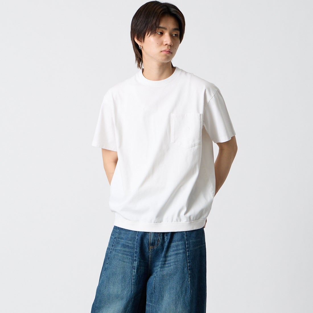 THE NORTH FACE PURPLE LABEL [ザ ノースフェイス パープルレーベル] ハイバルキーポケットTシャツ [N25SH056] OW OFF WH &&モデル身長：177cm 着用サイズ：M&&