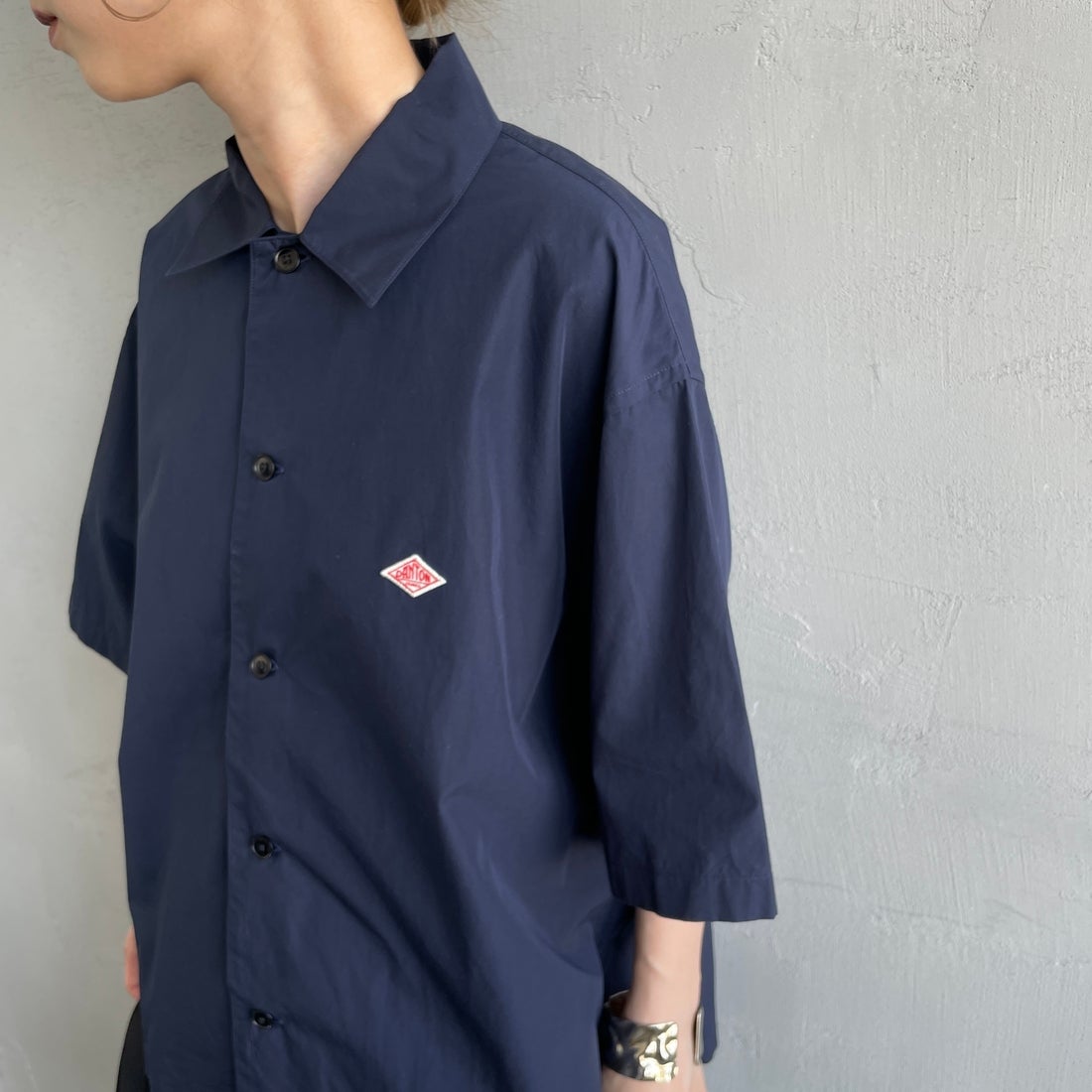 DANTON [ダントン] ハーフスリーブシャツ [DT-B0223CPL] NAVY &&モデル身長：150cm 着用サイズ：38&&