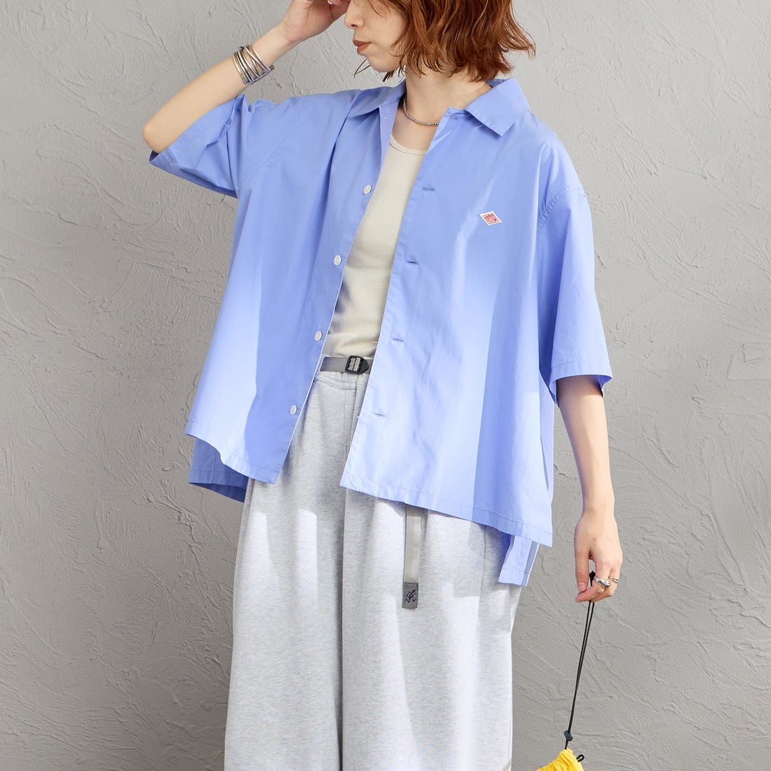 DANTON [ダントン] ハーフスリーブシャツ [DT-B0223CPL] LT.BLUE &&モデル身長：158cm 着用サイズ：38&&