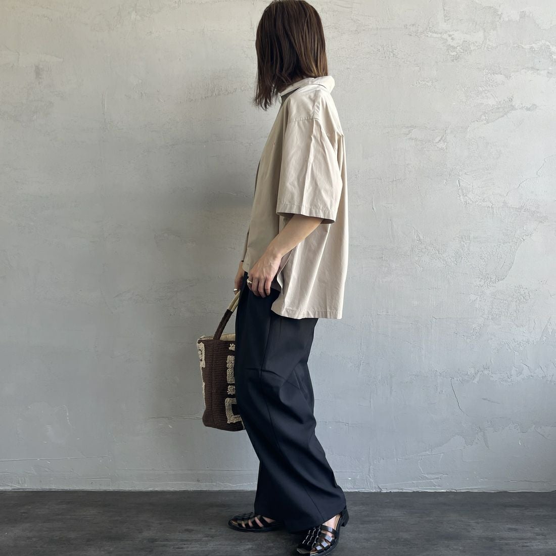 DANTON [ダントン] ハーフスリーブシャツ [DT-B0223CPL] GREIGE &&モデル身長：158cm 着用サイズ：38&&