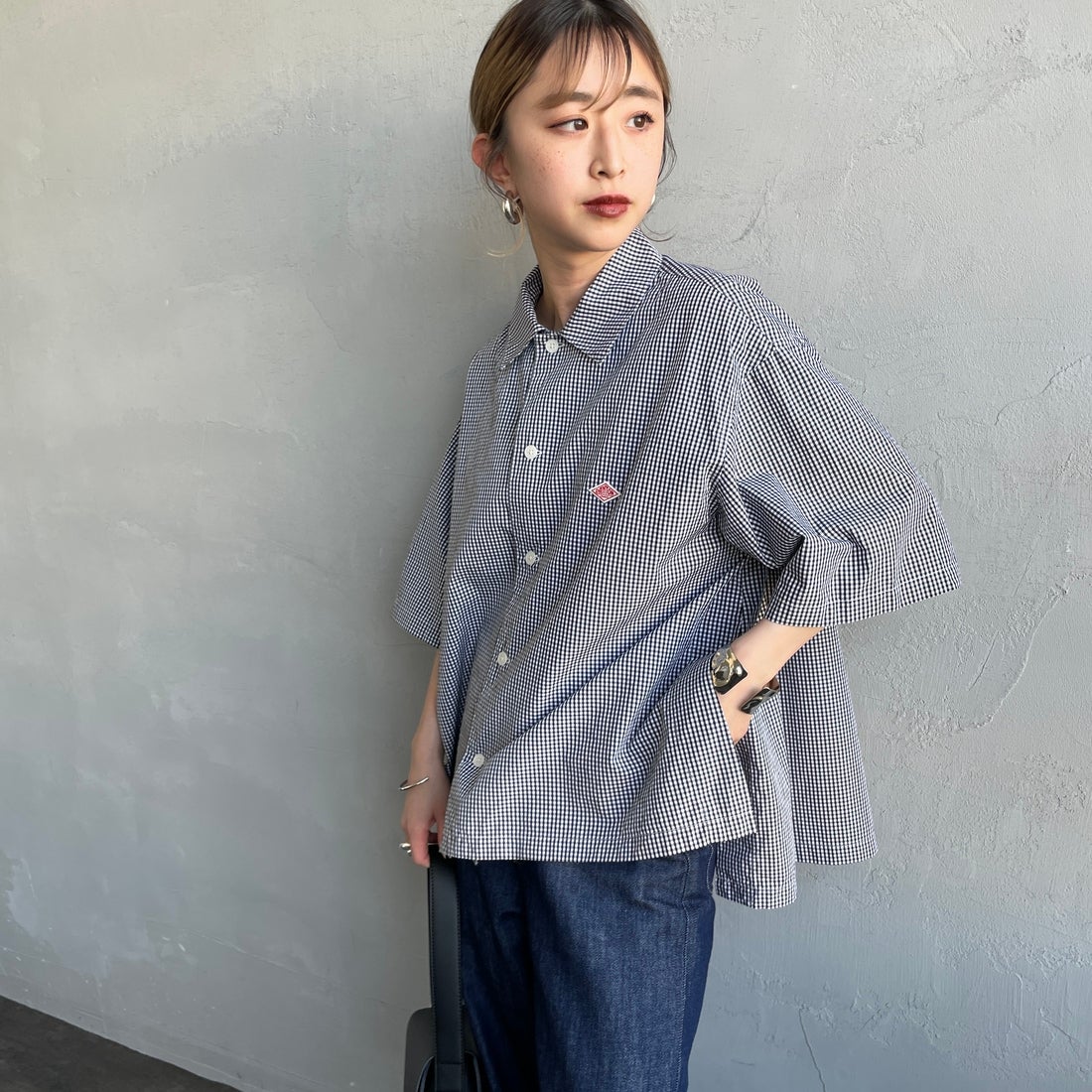 DANTON [ダントン] ハーフスリーブシャツ [DT-B0223CPP] BLACK GNGM &&モデル身長：150cm 着用サイズ：38&&