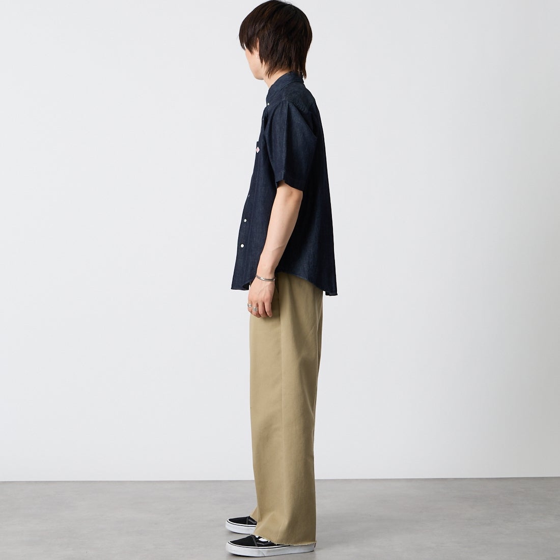DANTON [ダントン] ドットボタン デニムダンガリー ボタンダウンシャツ [DT-B0337DUG] INDIGO &&モデル身長：177cm 着用サイズ：38&&