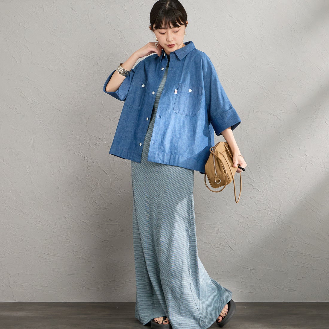 DANTON [ダントン] ワークシャツ [DT-B0345SCA] LT.INDIGO &&モデル身長：150cm 着用サイズ：36&&