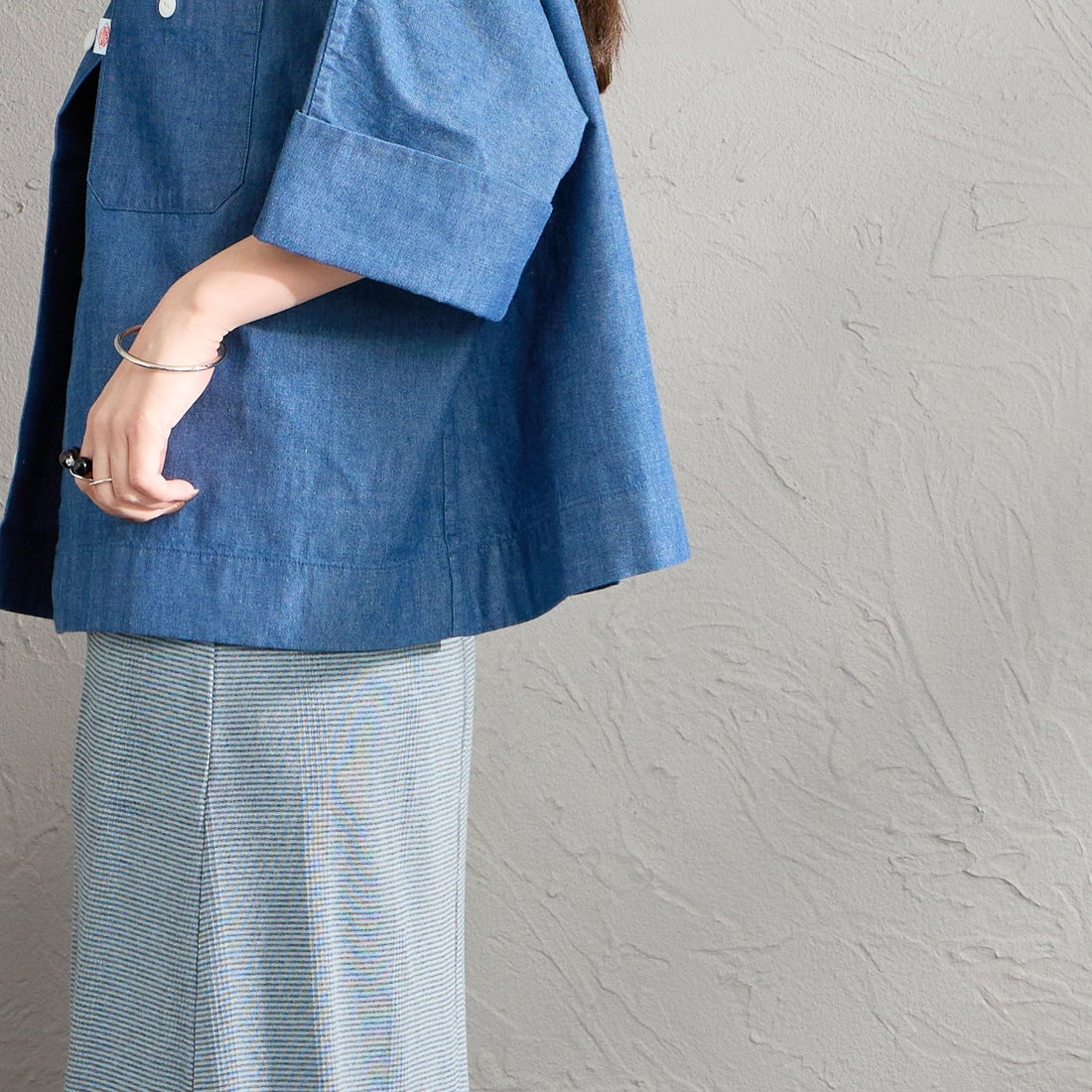 DANTON [ダントン] ワークシャツ [DT-B0345SCA] LT.INDIGO &&モデル身長：150cm 着用サイズ：36&&