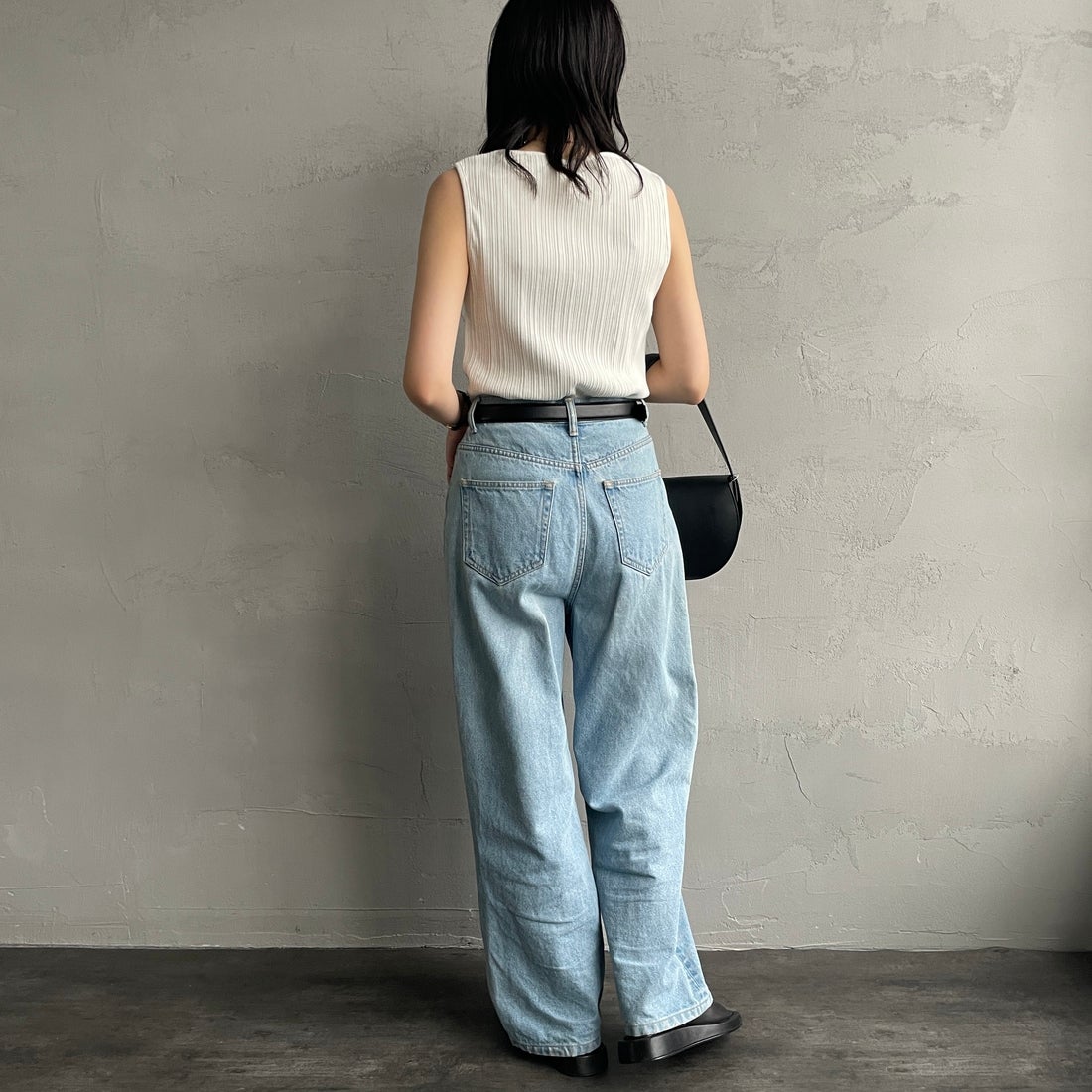 Noir Fabrik [ヌワールファブリック] ボートネックノースリーブリブカットソー [JFS-C092] O.WHITE &&モデル身長：160cm 着用サイズ：1&&