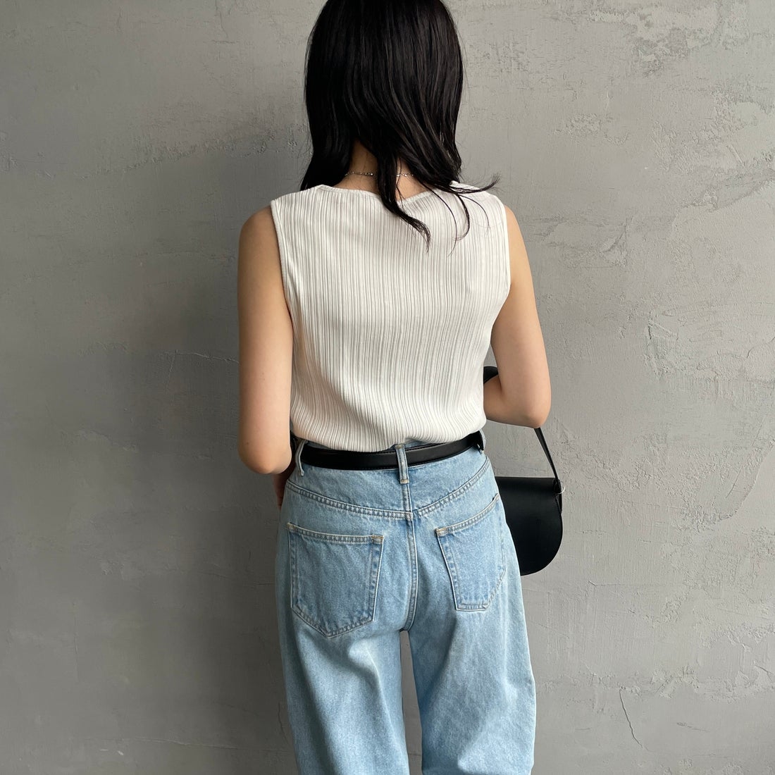 Noir Fabrik [ヌワールファブリック] ボートネックノースリーブリブカットソー [JFS-C092] O.WHITE &&モデル身長：160cm 着用サイズ：1&&