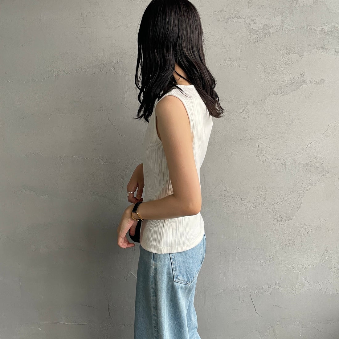 Noir Fabrik [ヌワールファブリック] ボートネックノースリーブリブカットソー [JFS-C092] O.WHITE &&モデル身長：160cm 着用サイズ：1&&