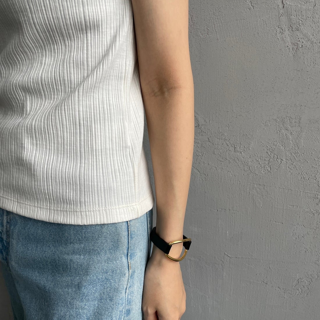 Noir Fabrik [ヌワールファブリック] ボートネックノースリーブリブカットソー [JFS-C092] O.WHITE &&モデル身長：160cm 着用サイズ：0&&