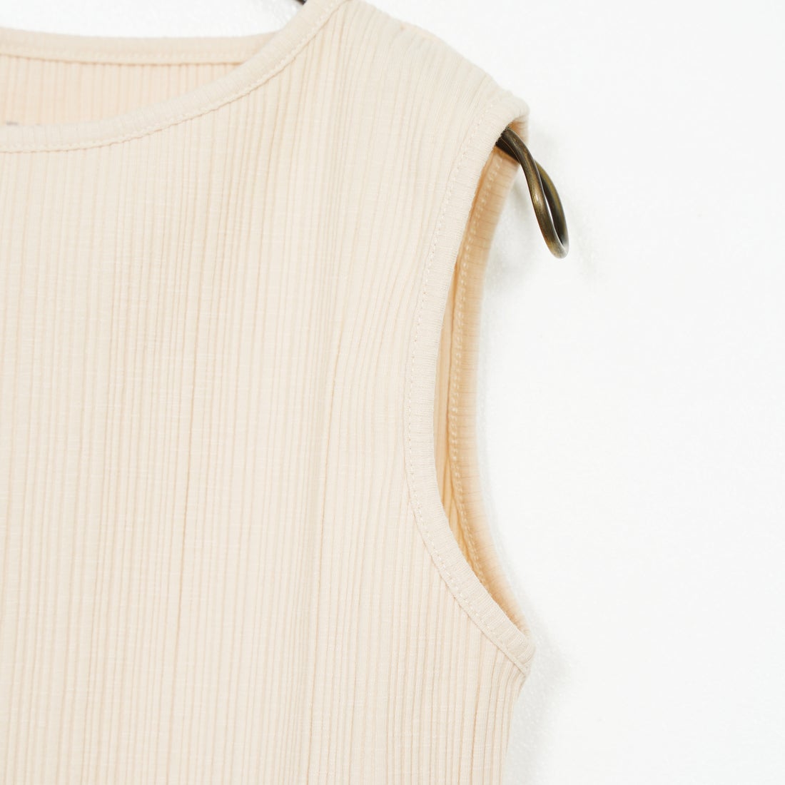 Noir Fabrik [ヌワールファブリック] ボートネックノースリーブリブカットソー [JFS-C092] LT.BEIGE
