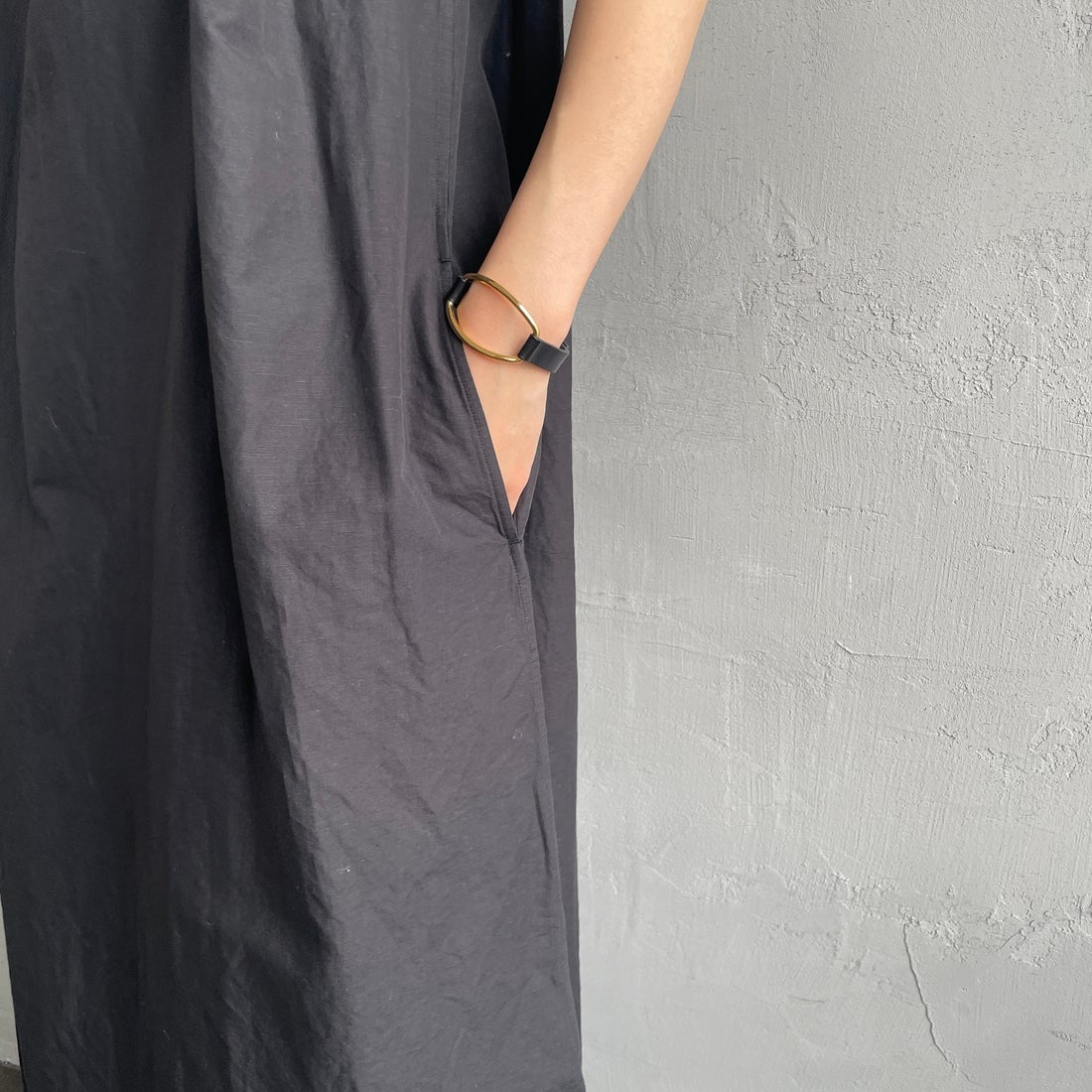 DANTON [ダントン] コットンリネンギャザワンピース [DT-B0347VCL] BLACK &&モデル身長：160cm 着用サイズ：36&&