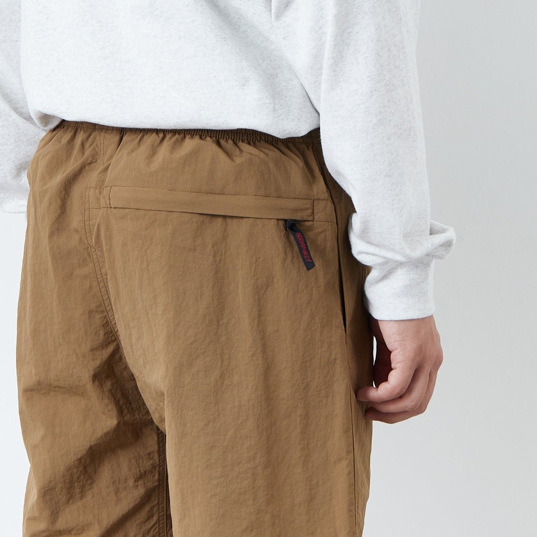 GRAMiCCi [グラミチ] ナイロンパッカブルGショーツ [G4SM-P146] COYOTE &&モデル身長：179cm 着用サイズ：L&&