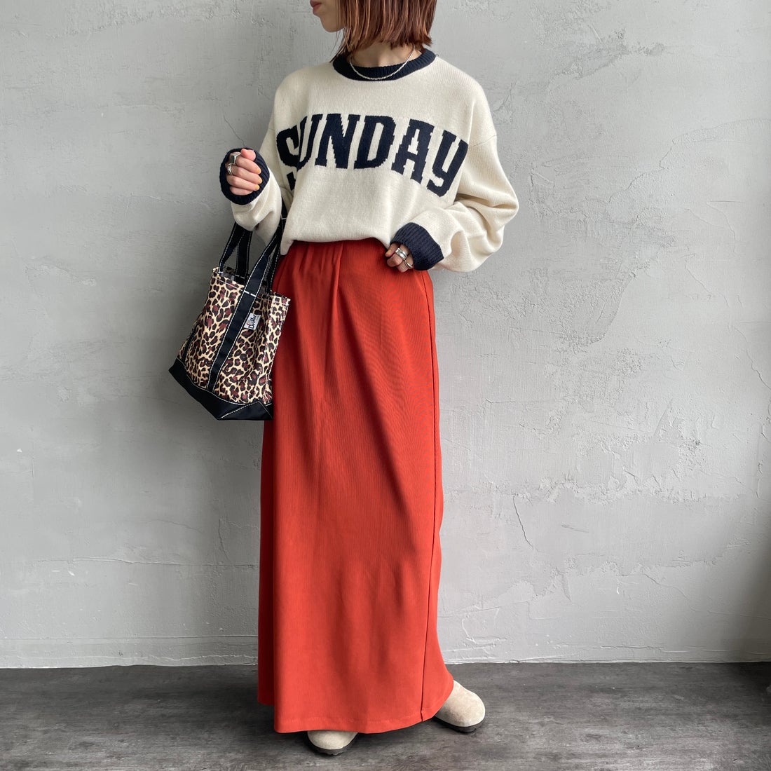 nenom [ネノム] マルチWAYナロースカート [NE23142065] 33 ORANGE &&モデル身長：158cm 着用サイズ：F&&