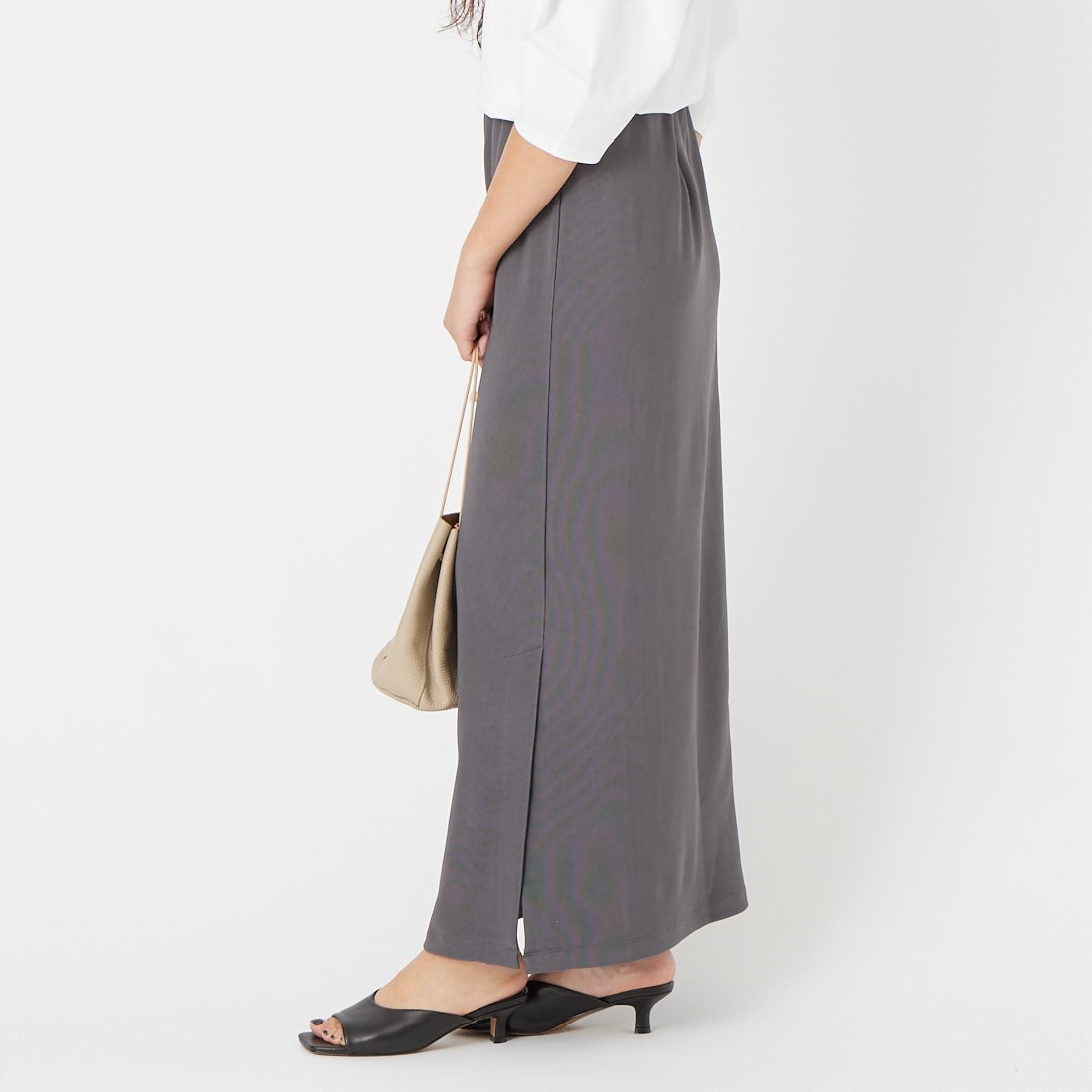 nenom [ネノム] マルチWAYナロースカート [NE23142065] 07 GRAY &&モデル身長：162cm 着用サイズ：F&&