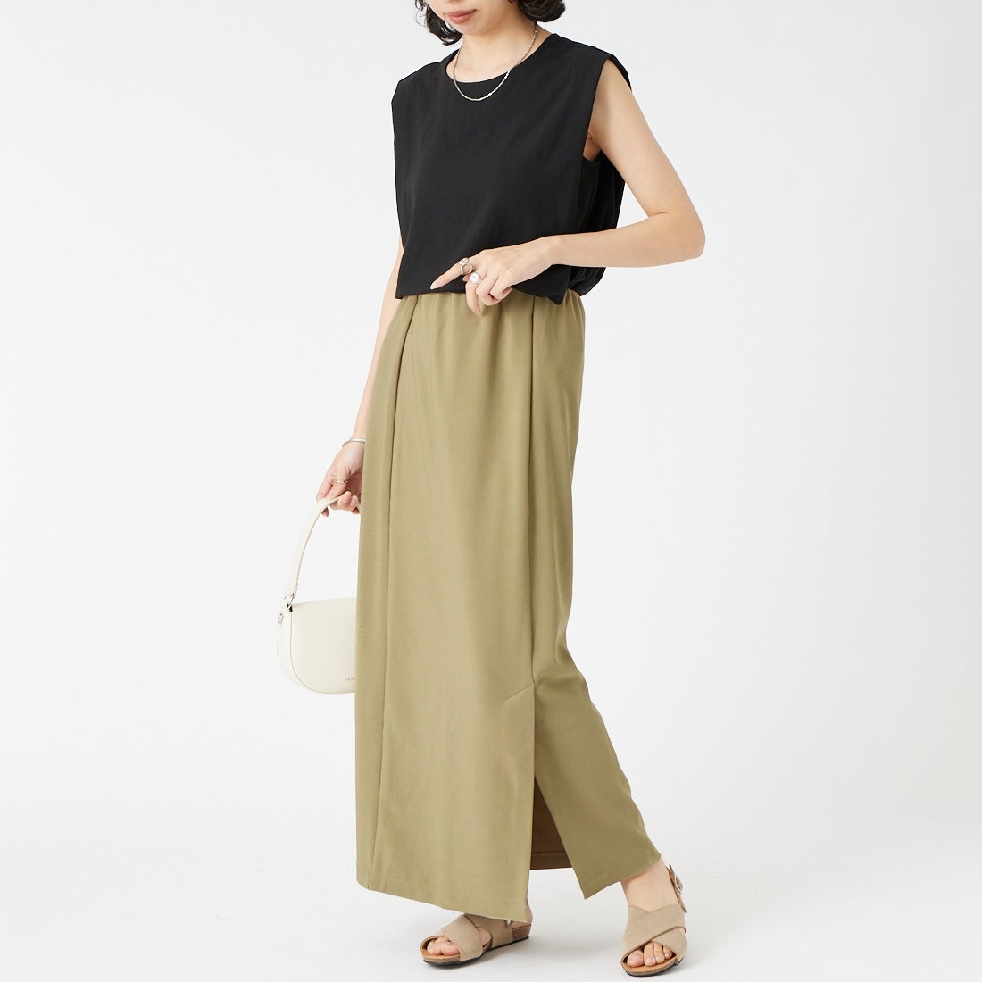 nenom [ネノム] マルチWAYナロースカート [NE23142065] 39 KHAKI &&モデル身長：162cm 着用サイズ：F&&