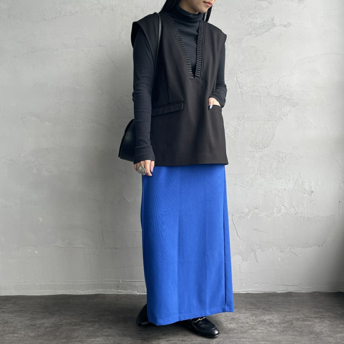 nenom [ネノム] マルチWAYナロースカート [NE23142065] 16 BLUE &&モデル身長：156cm 着用サイズ：F&&