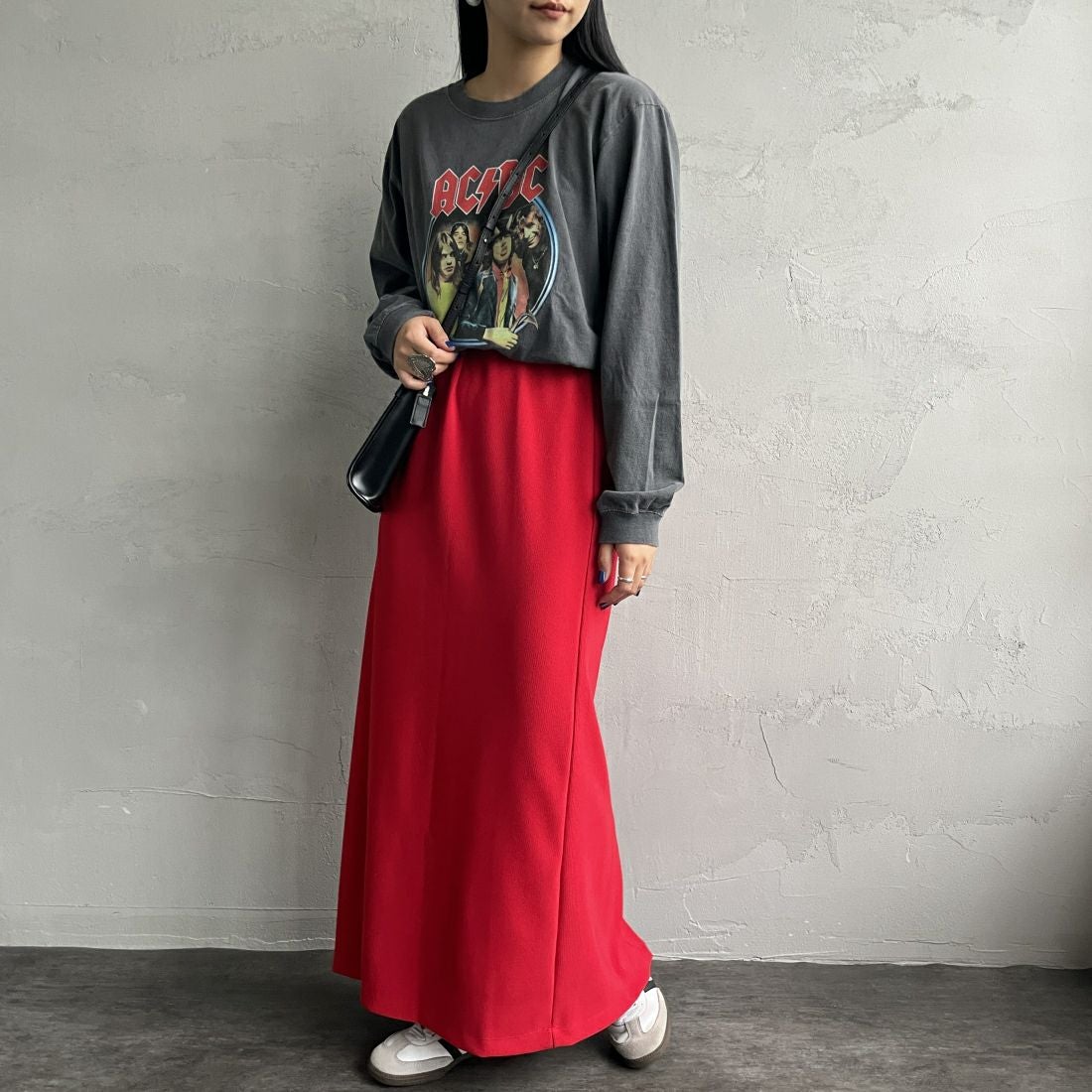 nenom [ネノム] マルチWAYナロースカート [NE23142065] 46 RED &&モデル身長：156cm 着用サイズ：F&&