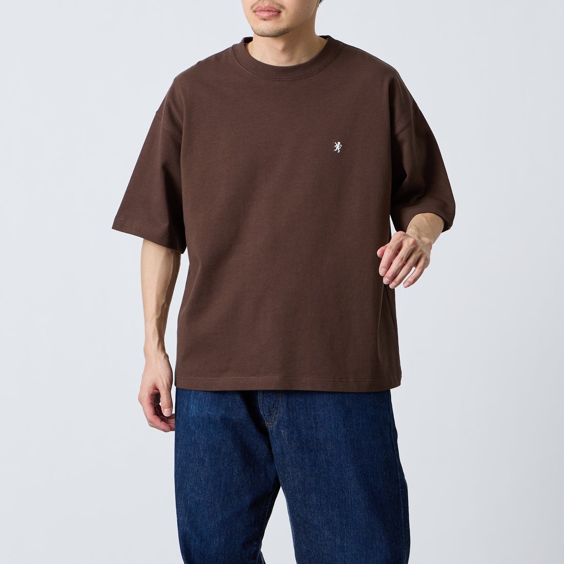 BROWN&&モデル身長：168cm 着用サイズ：M&&