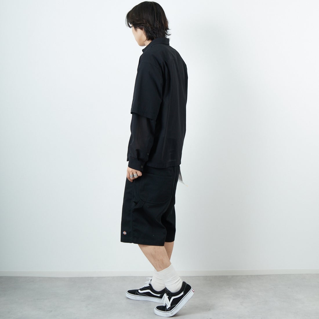 SEDAN ALL-PURPOSE [セダン オールパーパス] コンバーチブルワークシャツ [SD25S-SH02] BLACK &&モデル身長：179cm 着用サイズ：M&&