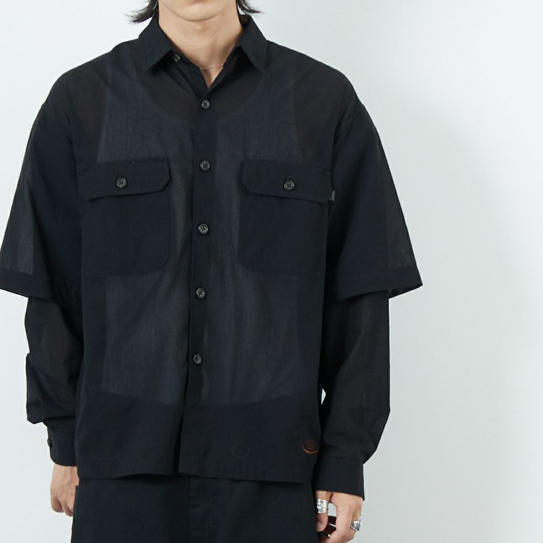 SEDAN ALL-PURPOSE [セダン オールパーパス] コンバーチブルワークシャツ [SD25S-SH02] BLACK &&モデル身長：179cm 着用サイズ：M&&