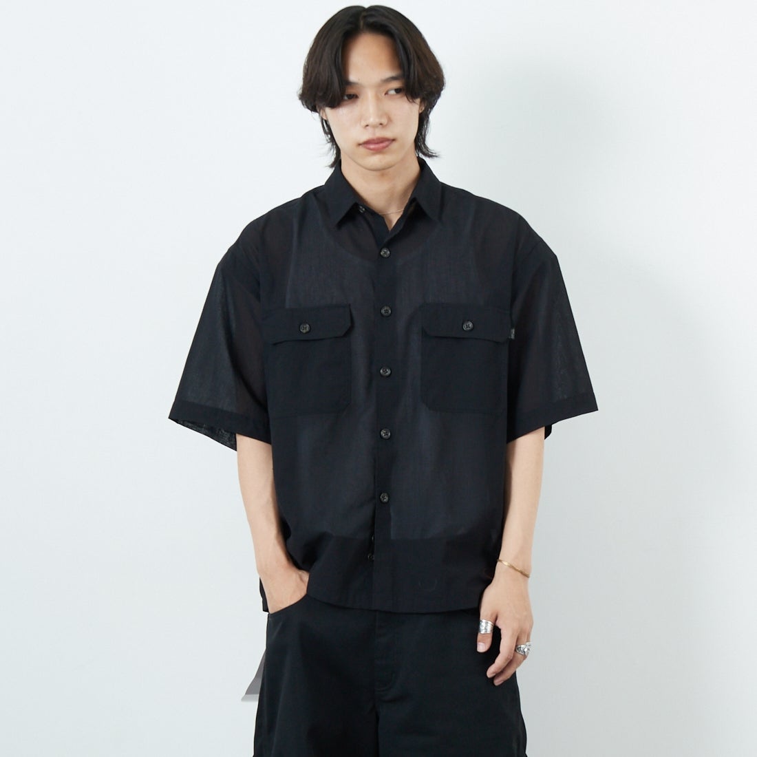 SEDAN ALL-PURPOSE [セダン オールパーパス] コンバーチブルワークシャツ [SD25S-SH02] BLACK &&モデル身長：179cm 着用サイズ：M&&
