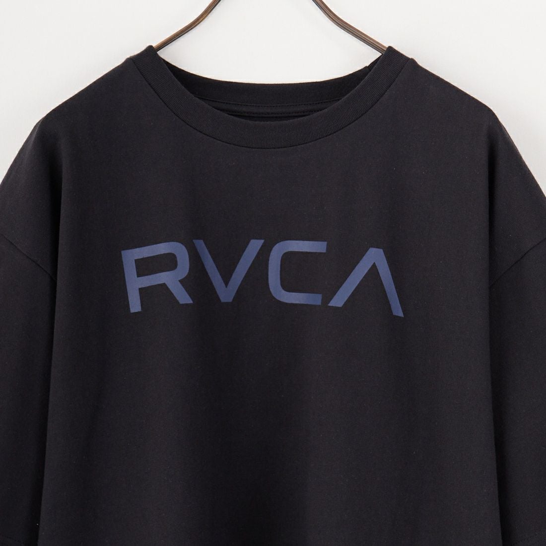 RVCA [ルーカ] BLINDER ボックスロゴショートスリーブTシャツ [BF04A214] BLK