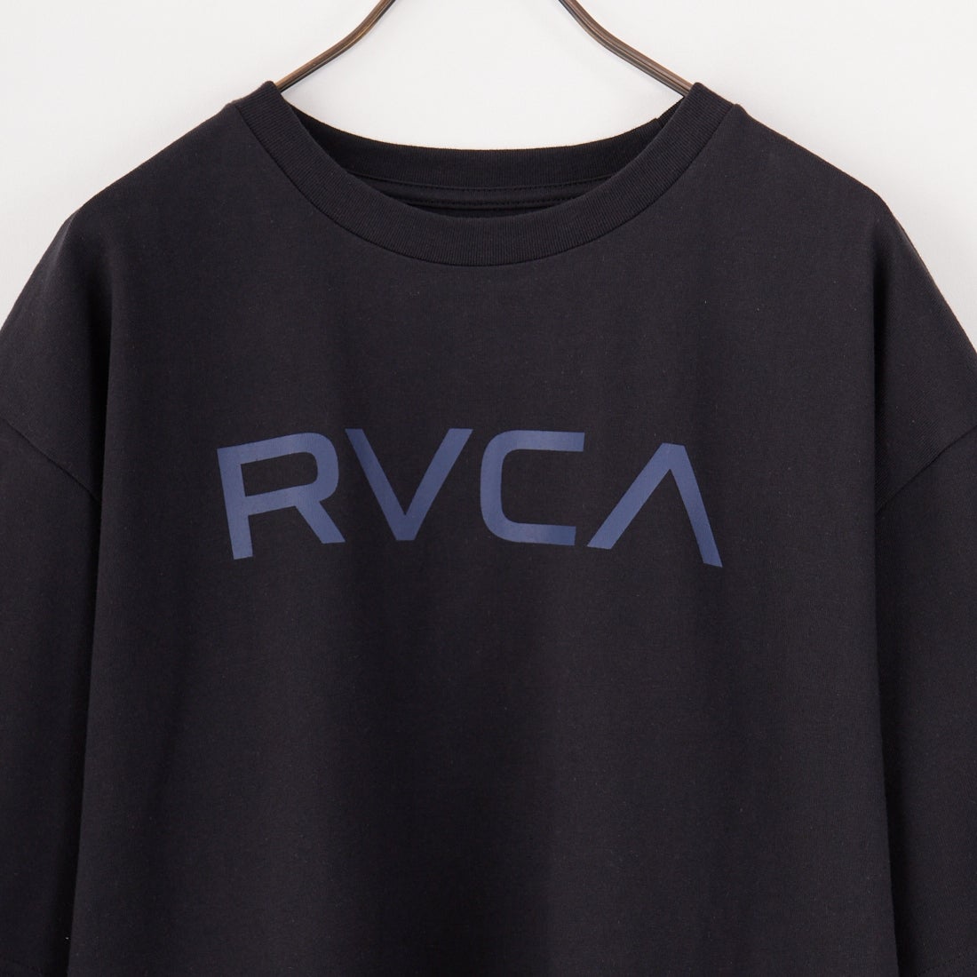 RVCA [ルーカ] BLINDER ボックスロゴショートスリーブTシャツ [BF04A214] BLK